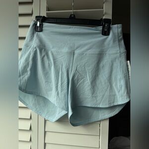 NWT Speed Up HR Short 4" Lined Size 6 Powder Blue